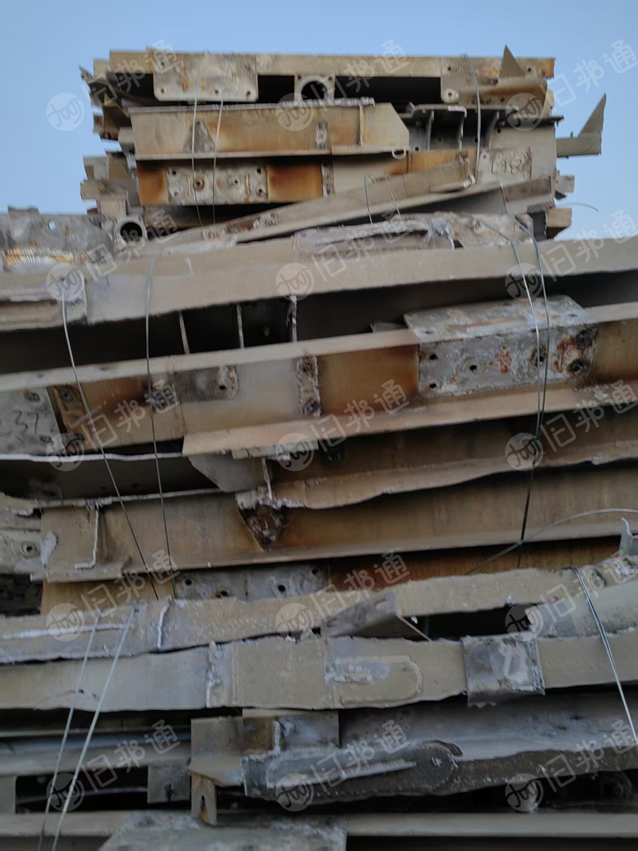 出售废车铝，现货30吨