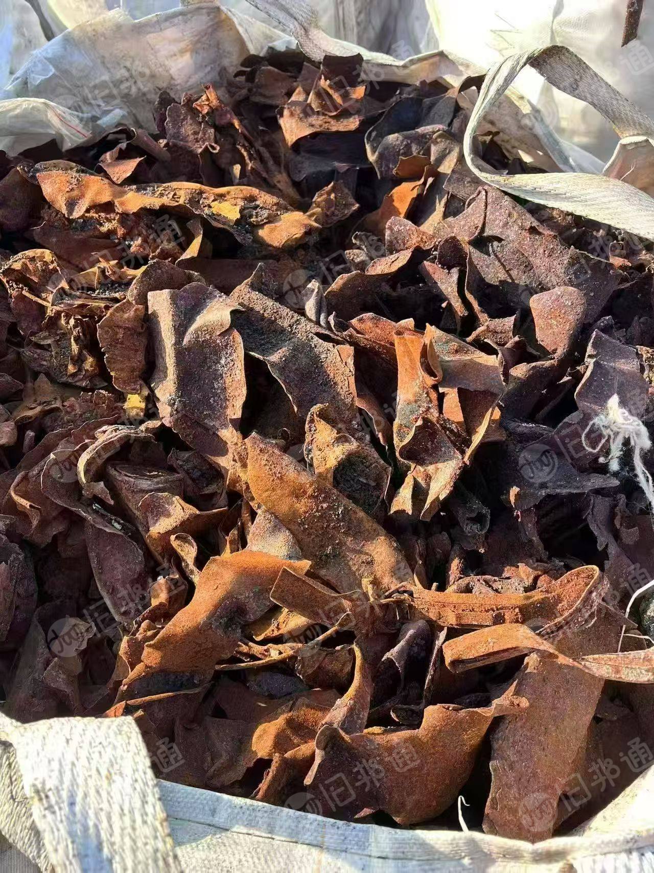 出售撕碎料，现货300吨，价格便宜