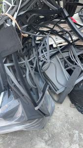 出售发泡EVA边料，黑色白色都有，4*2每个月好几车