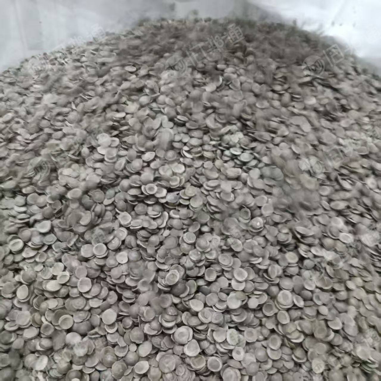 出售PE电池膜颗粒，溶脂0.2