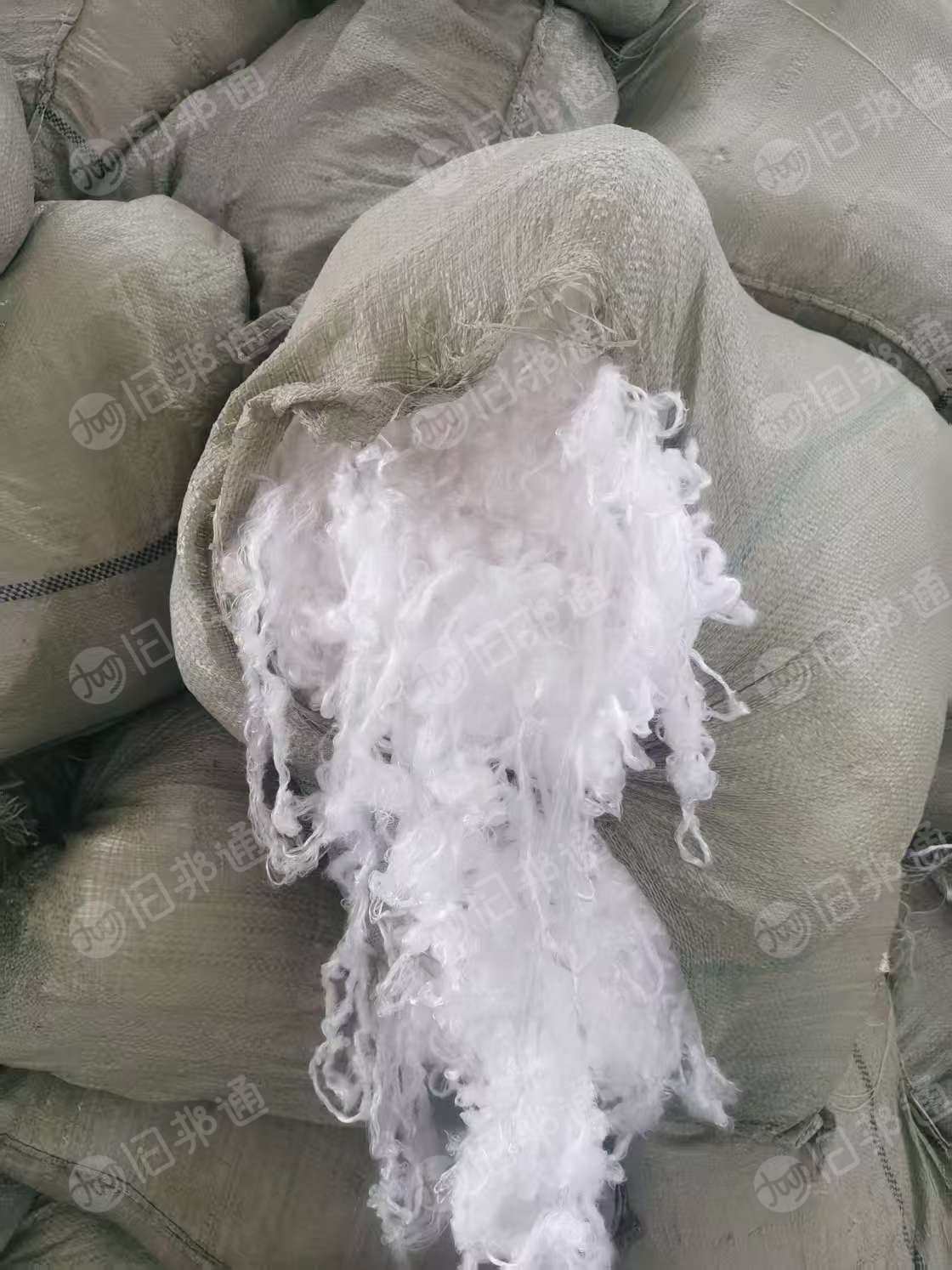 长期出售做编织袋下来的丙纶废丝,pp废丝,纯丙纶的,月供50吨