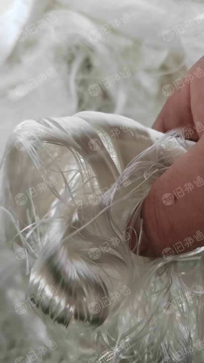 长期出售双六尼龙废丝，锦纶废丝，有光，现货有20几吨，货在天津