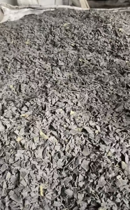 出售EVA汽车内饰破碎料，可以用于造粒增韧，汽车内饰加工，隔音隔热垫制作等