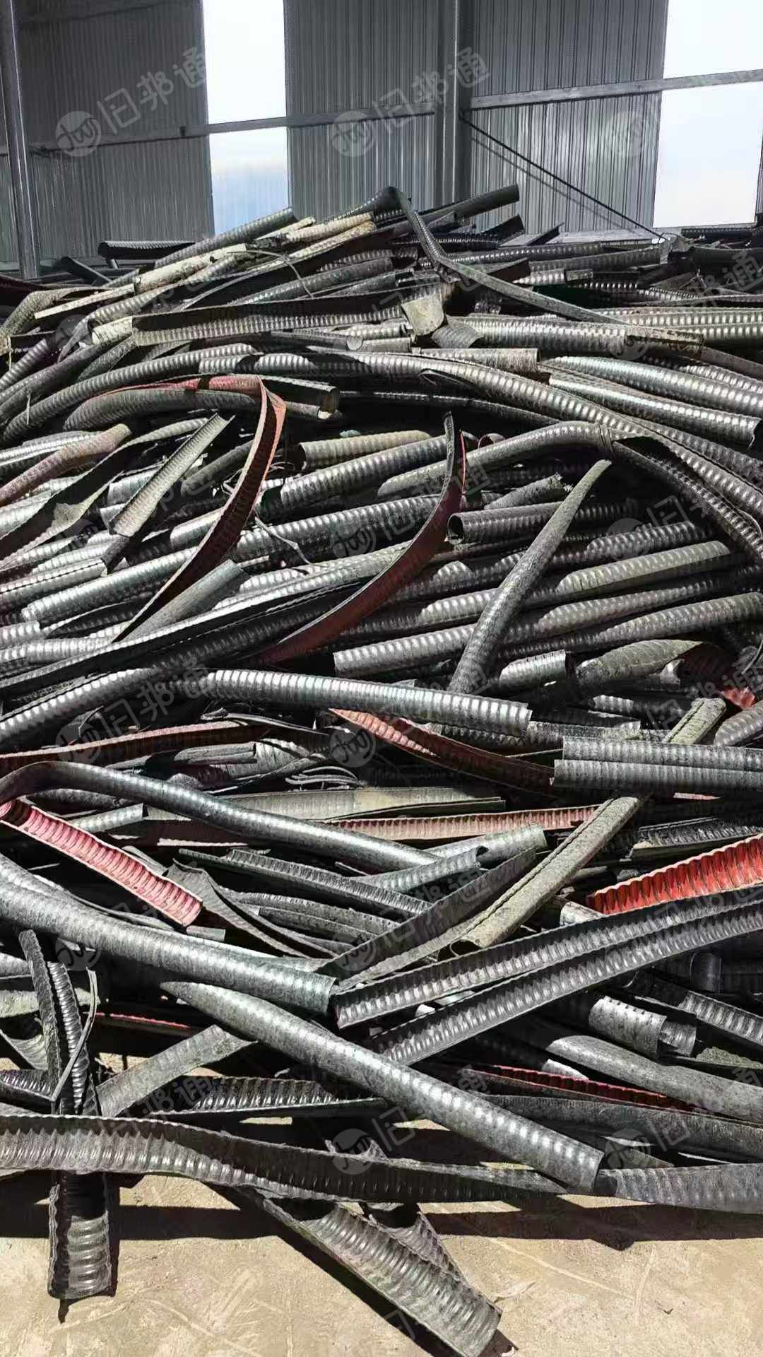 出售pe电缆皮破碎料，阻燃的，月供200吨