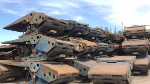 出售液压顶，井砖头