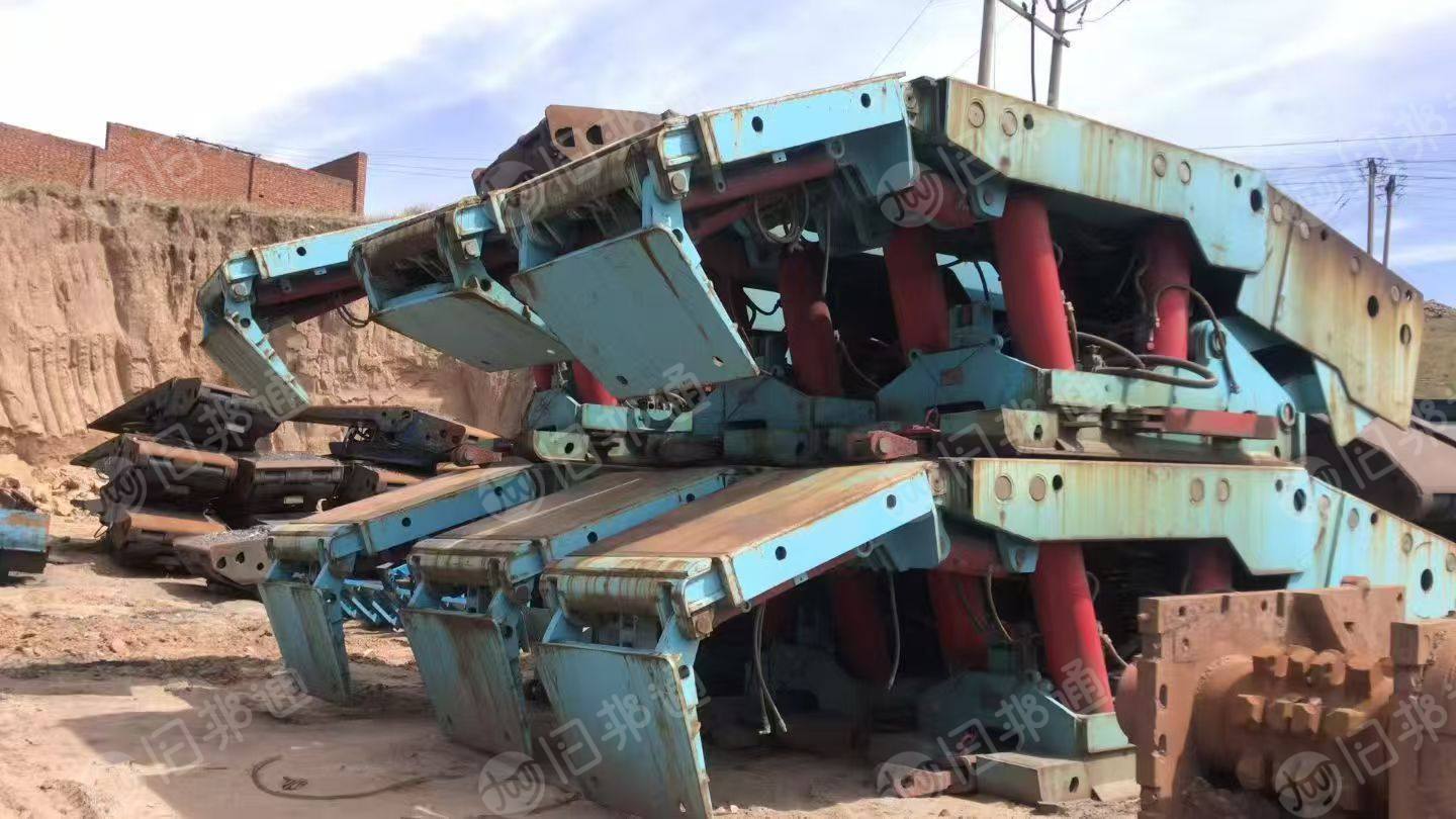 出售液压顶，井砖头