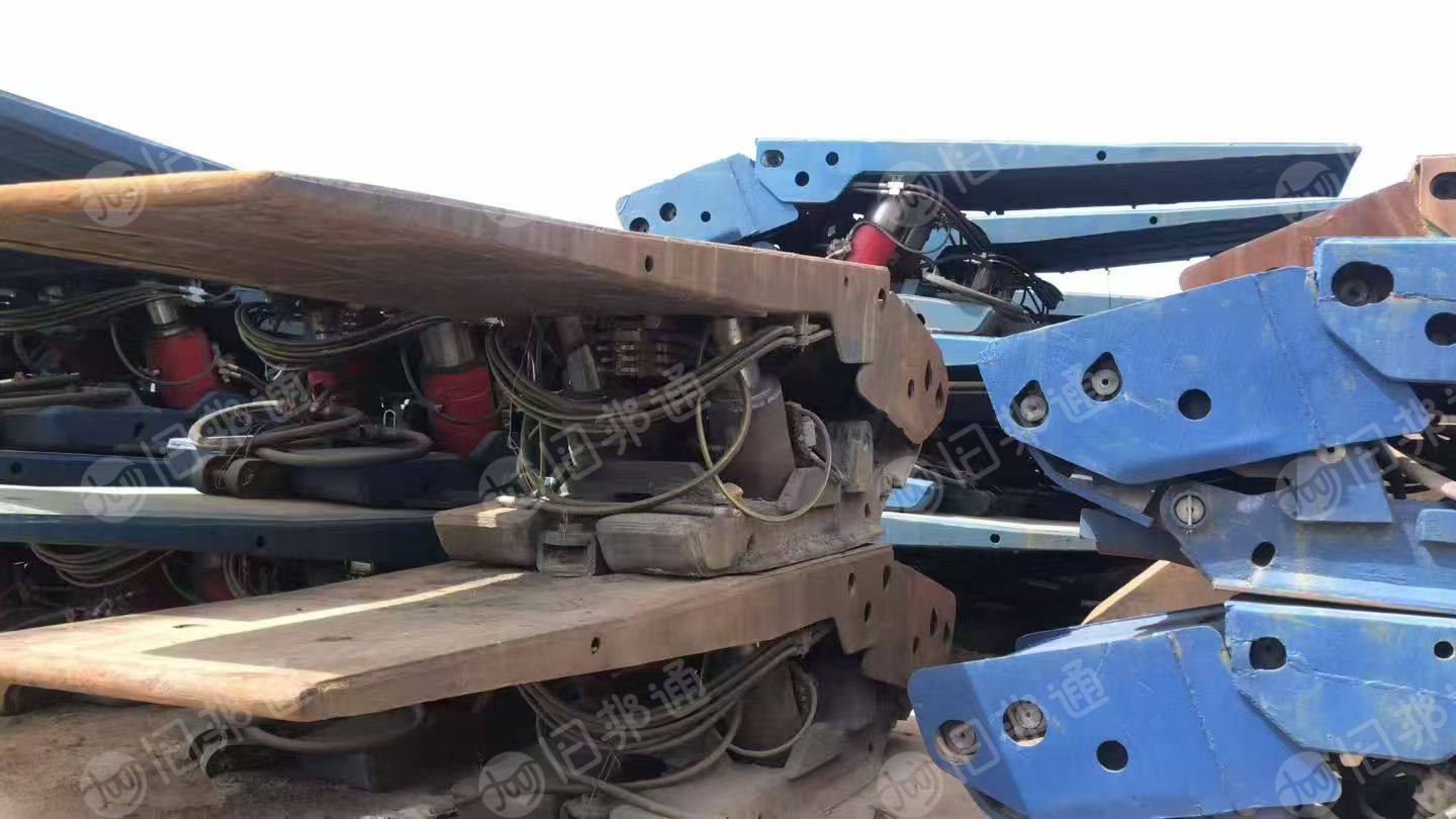 出售液压顶，井砖头