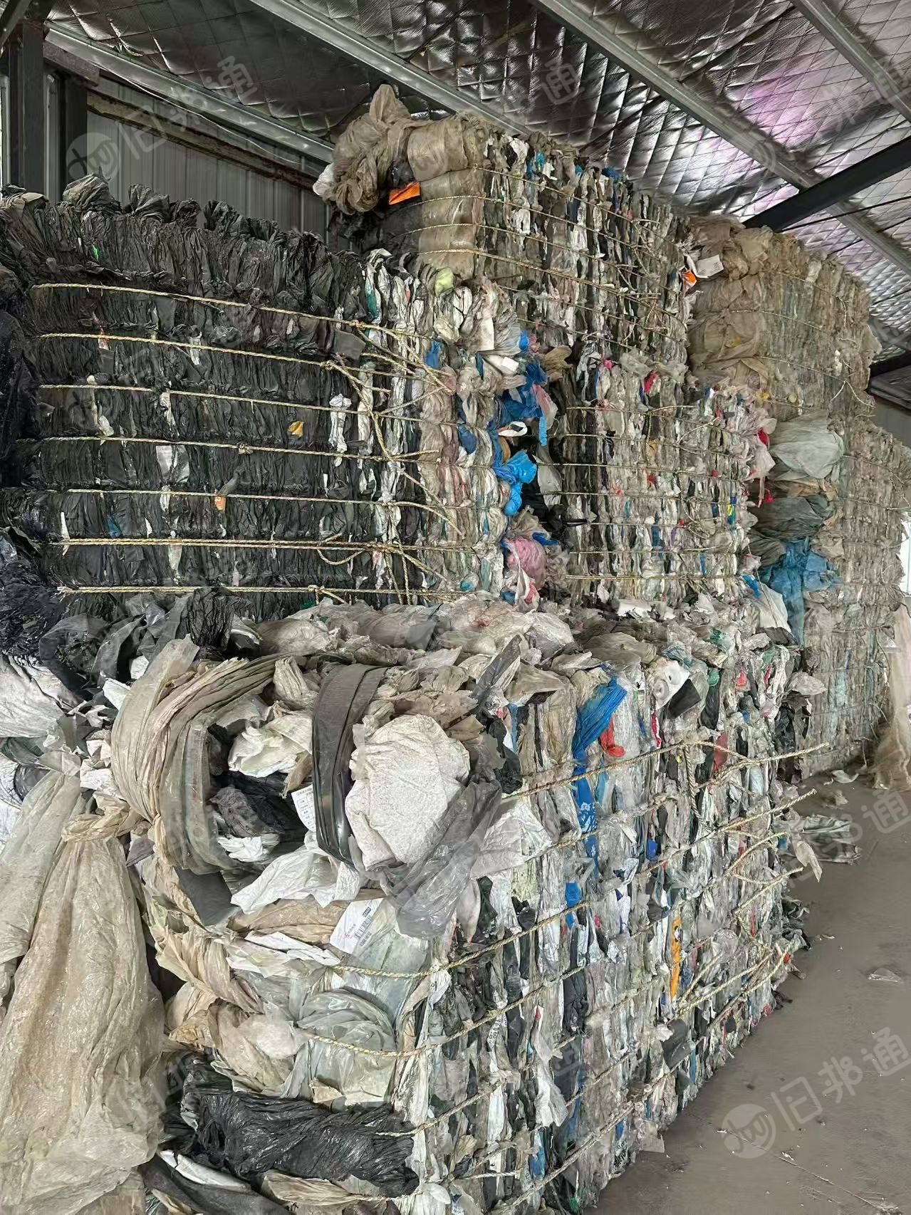 出售PE杂膜料，现货1挂车