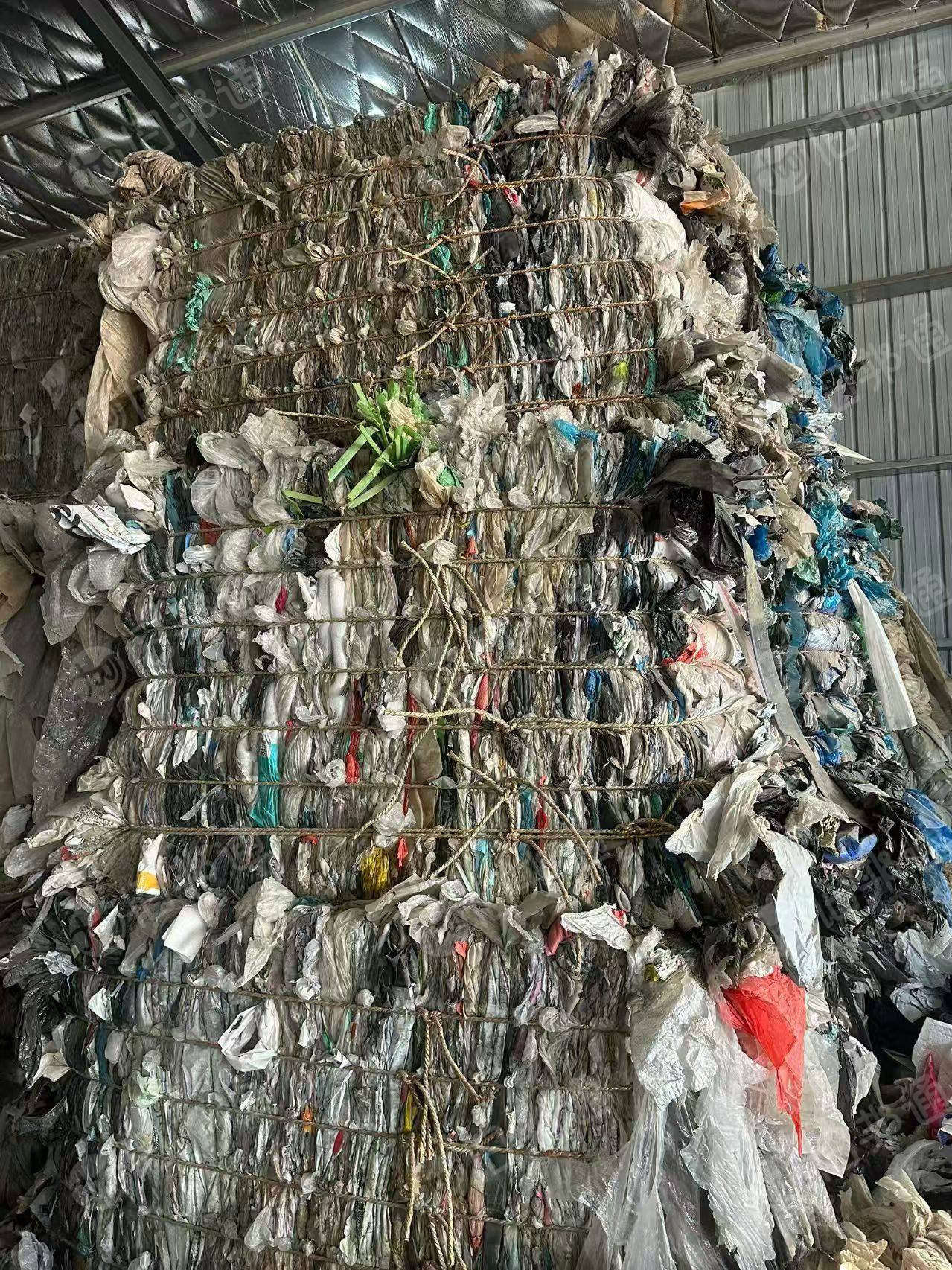 出售PE杂膜料，现货1挂车