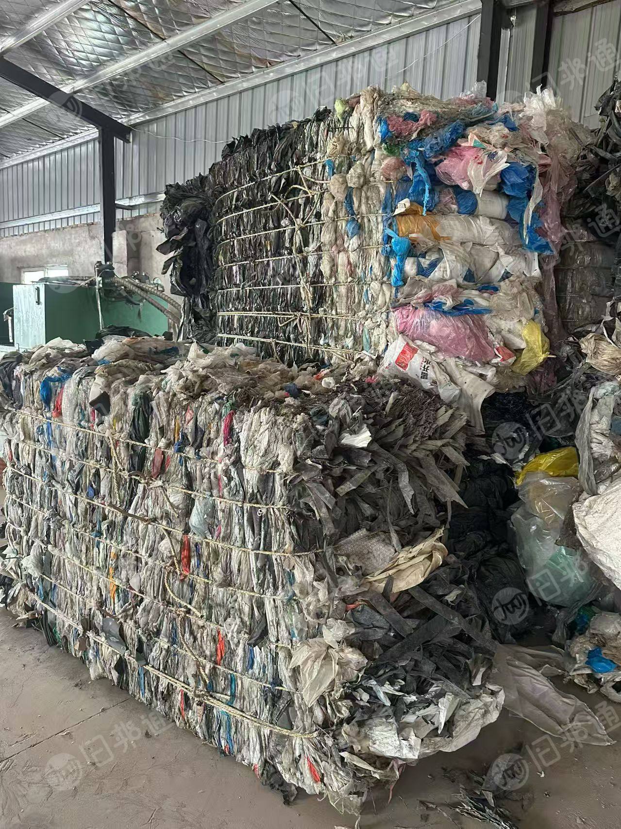 出售PE杂膜料，现货1挂车