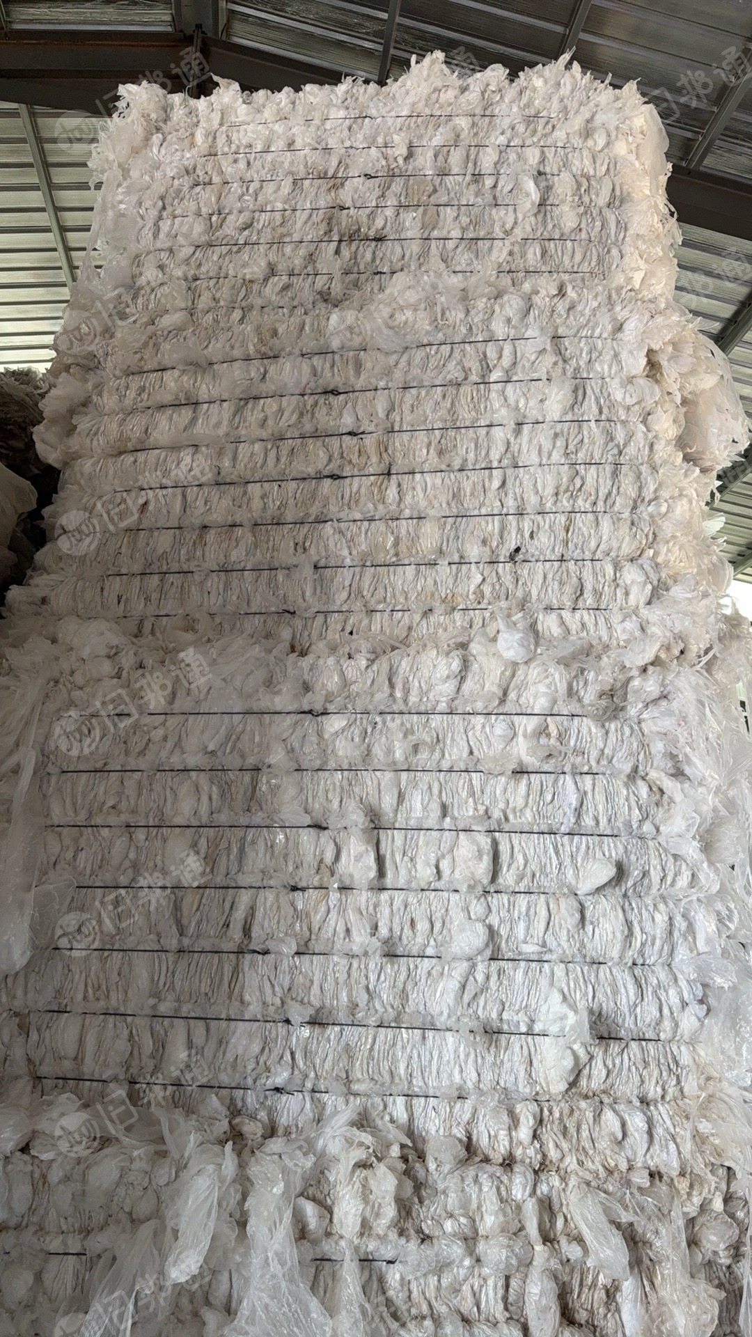 出售一级干造低压膜废料，化纤厂下来的，现货一挂车