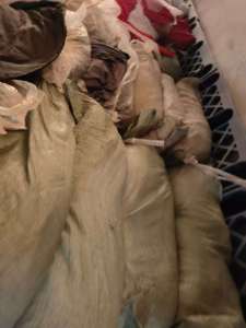 长期出售美国货尾单，小卷布，大块布，只要是纯涤跟混纺为主，纯棉的少，现货30吨