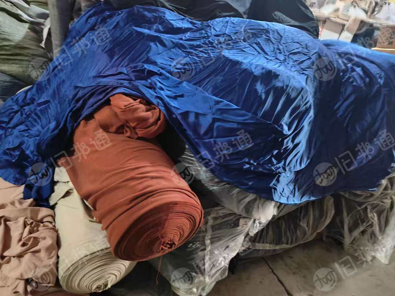 长期出售美国货尾单，小卷布，大块布，只要是纯涤跟混纺为主，纯棉的少，现货30吨