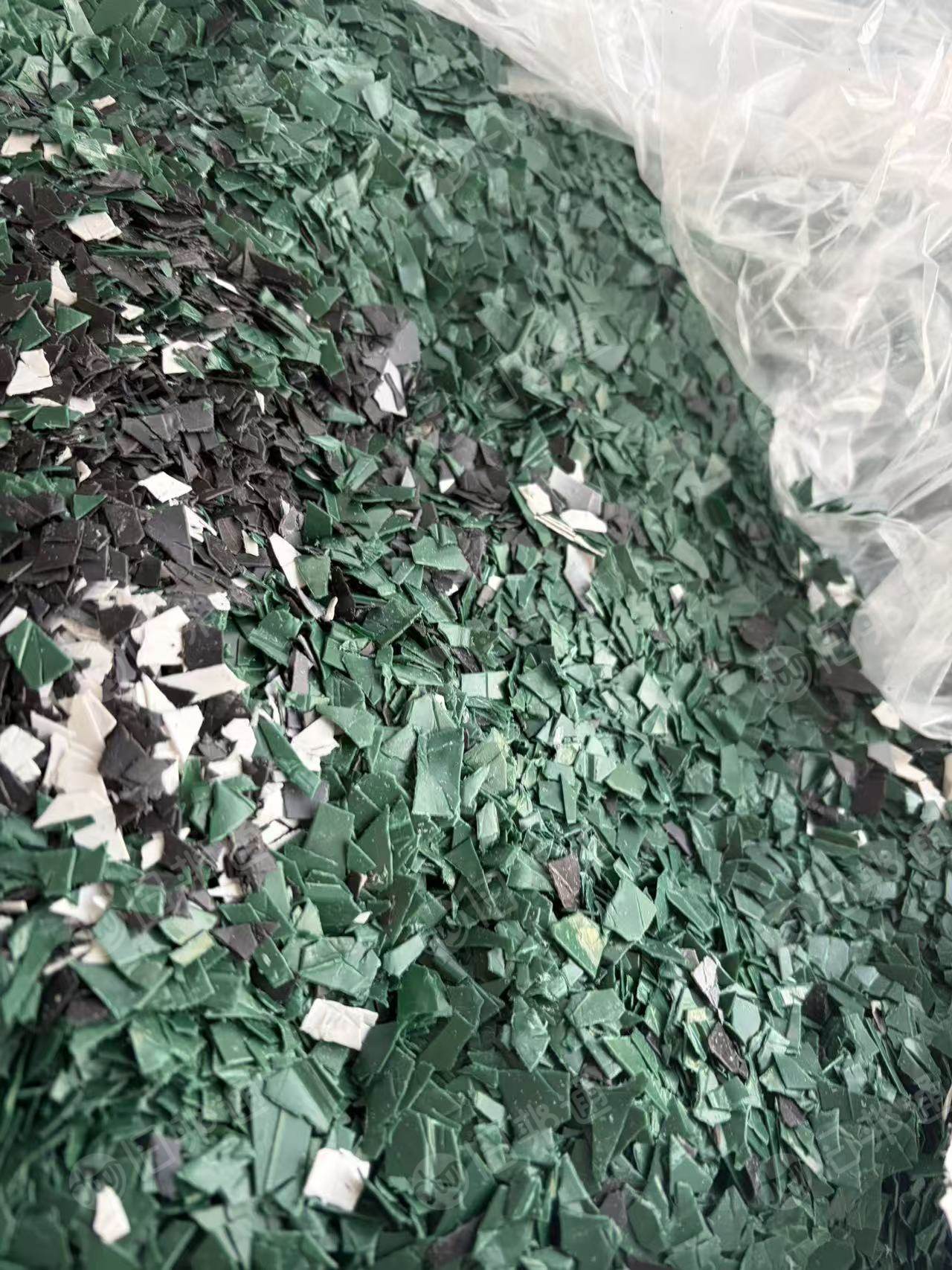 出售食品级pp吸塑盒破碎料，月供200吨