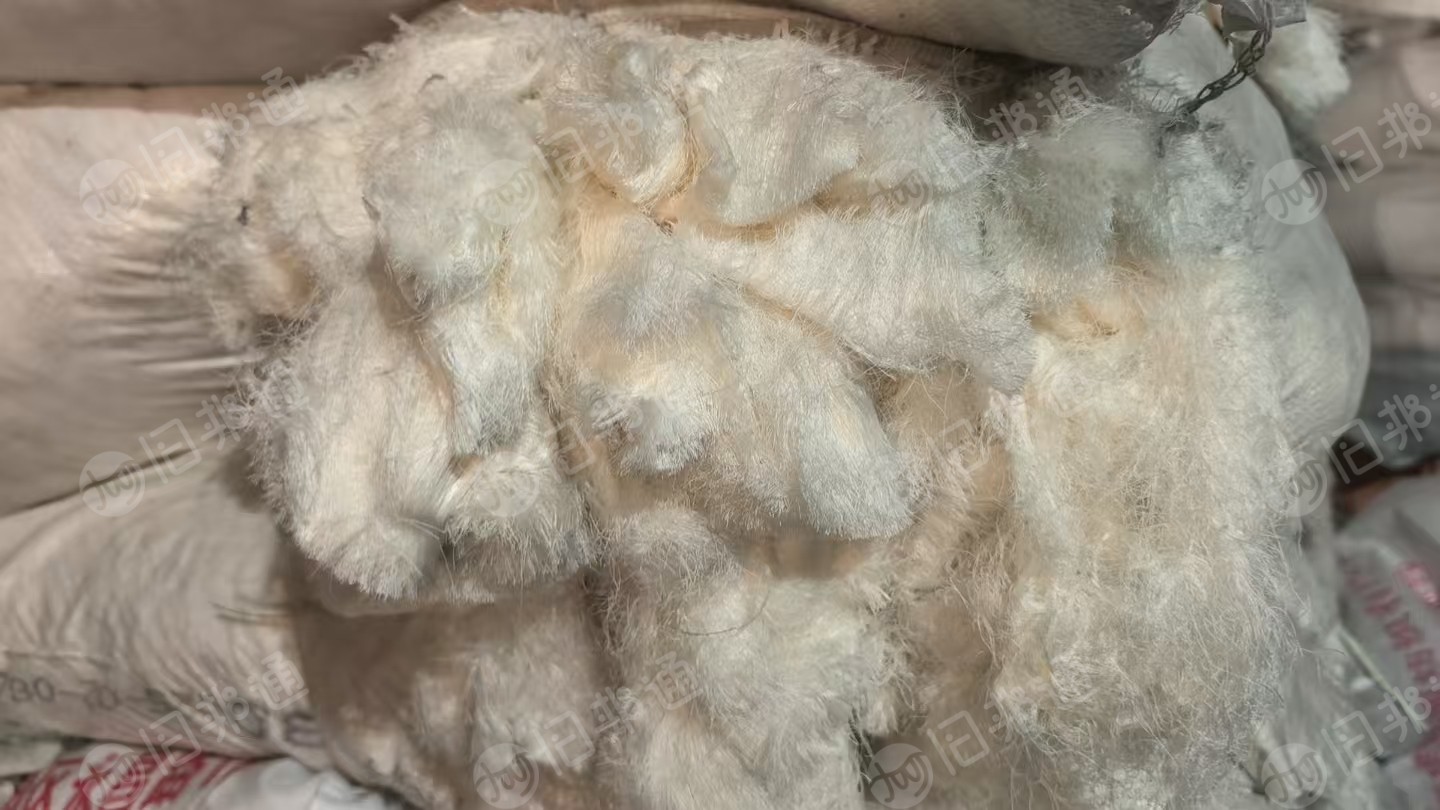 长期出售人棉废纱，人棉纱线，现货有40吨，货在浙江绍兴
