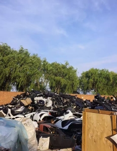 出售汽车保险杠毛料