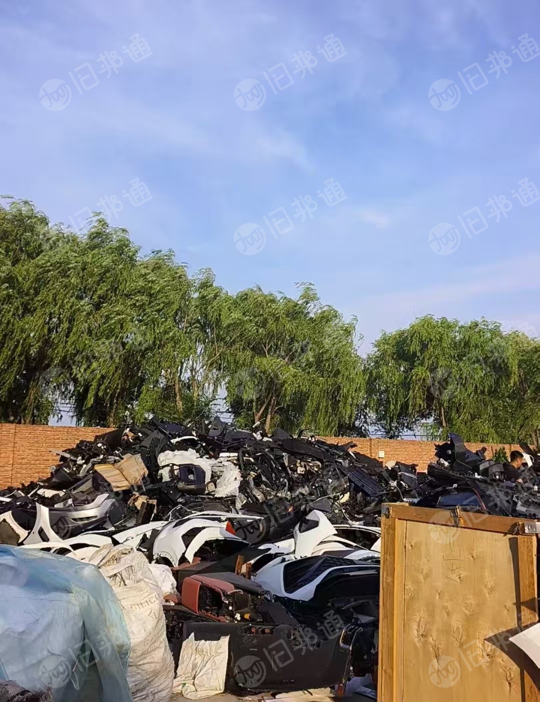 出售汽车保险杠毛料