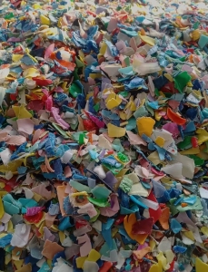 长期出售全漂花乙破碎料，清洗甩干，现货够车