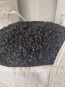 长期出售黑色涤纶汽车内饰料做的泡料，涤纶泡料，现货有200多吨，货在浙江台州