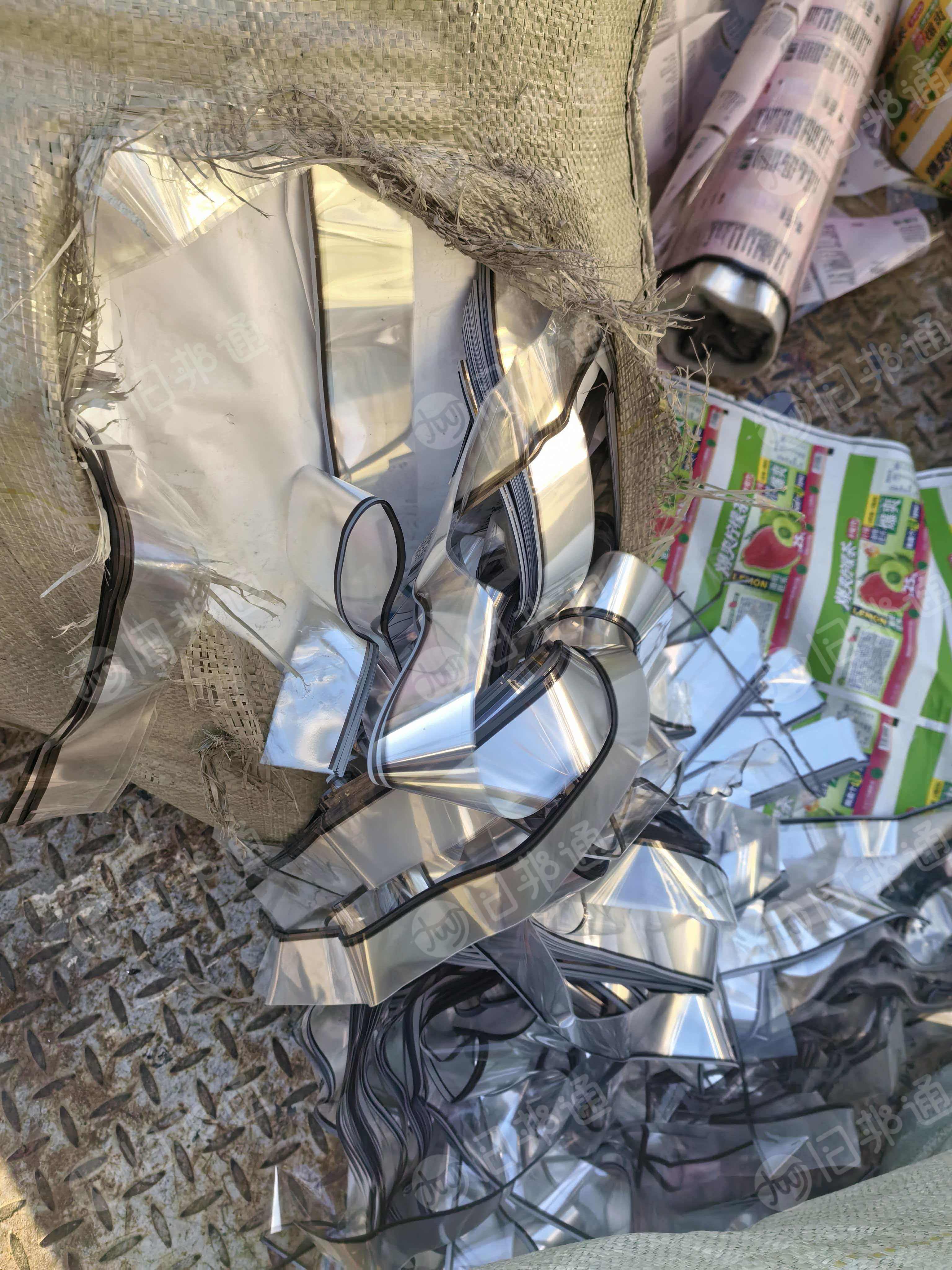 出售彩印厂下来的OPP膜，花丙膜，现货10吨