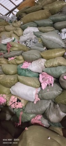 长期大量出售各种废布开花料，涤棉废布，纯棉废布，涤纶废布，白色，麻灰，漂白各种颜色开花料