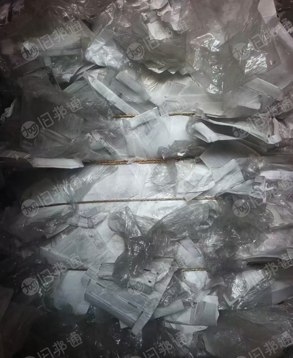 出售PE硅料袋,中空板,(有空心板和纸和塑料膜),现货几挂车