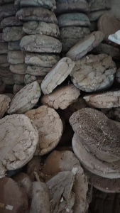 出售KT板热熔块，现货7吨多