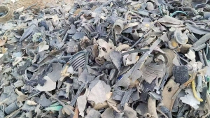 长期出售橡胶手捡块