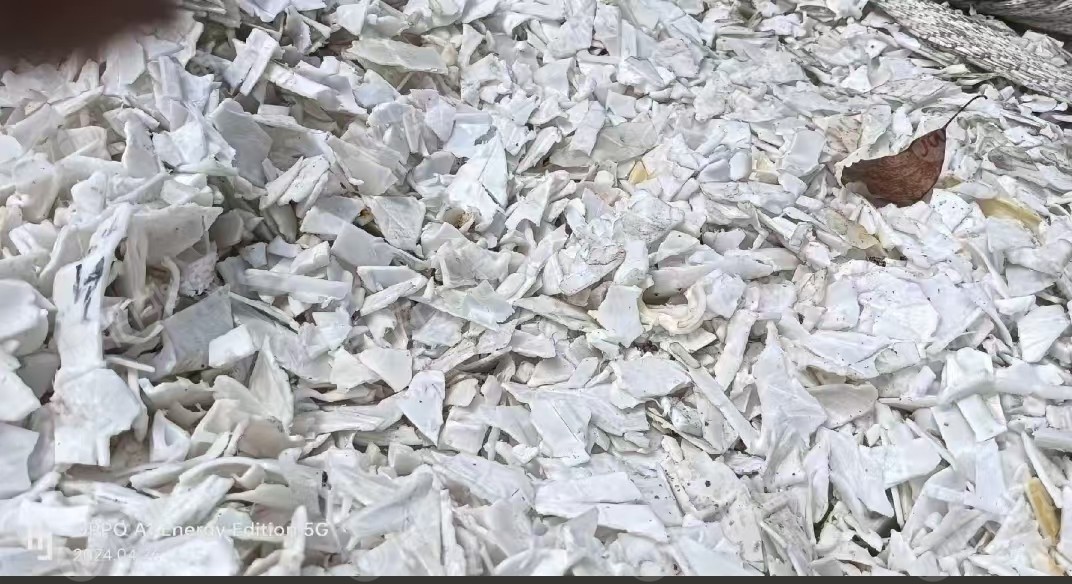 出售PP电瓶车坐垫破碎料，可直接上机，白丙破碎料