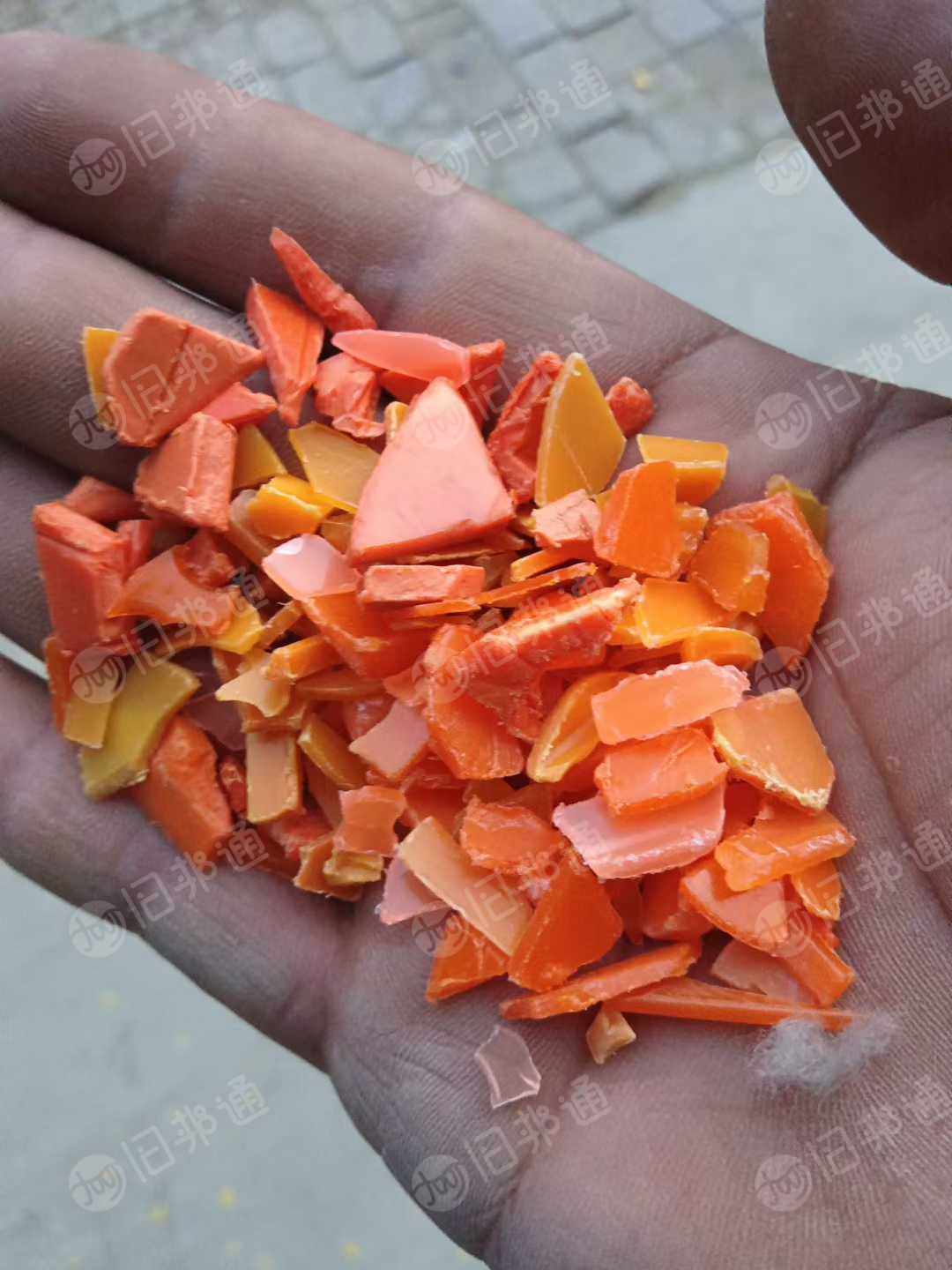 求购荔枝筐破碎料,透明,粉,绿,蓝,干粉水粉都收,造粒用