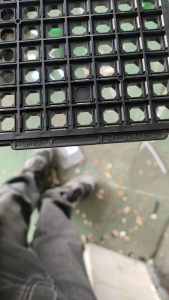 出售高温板废料，应该有3种型号，加起来有4吨多