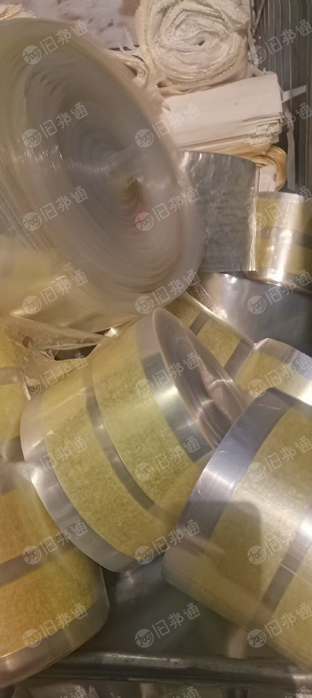 长期出售手机厂下来的PET复合膜废料，每月100吨左右