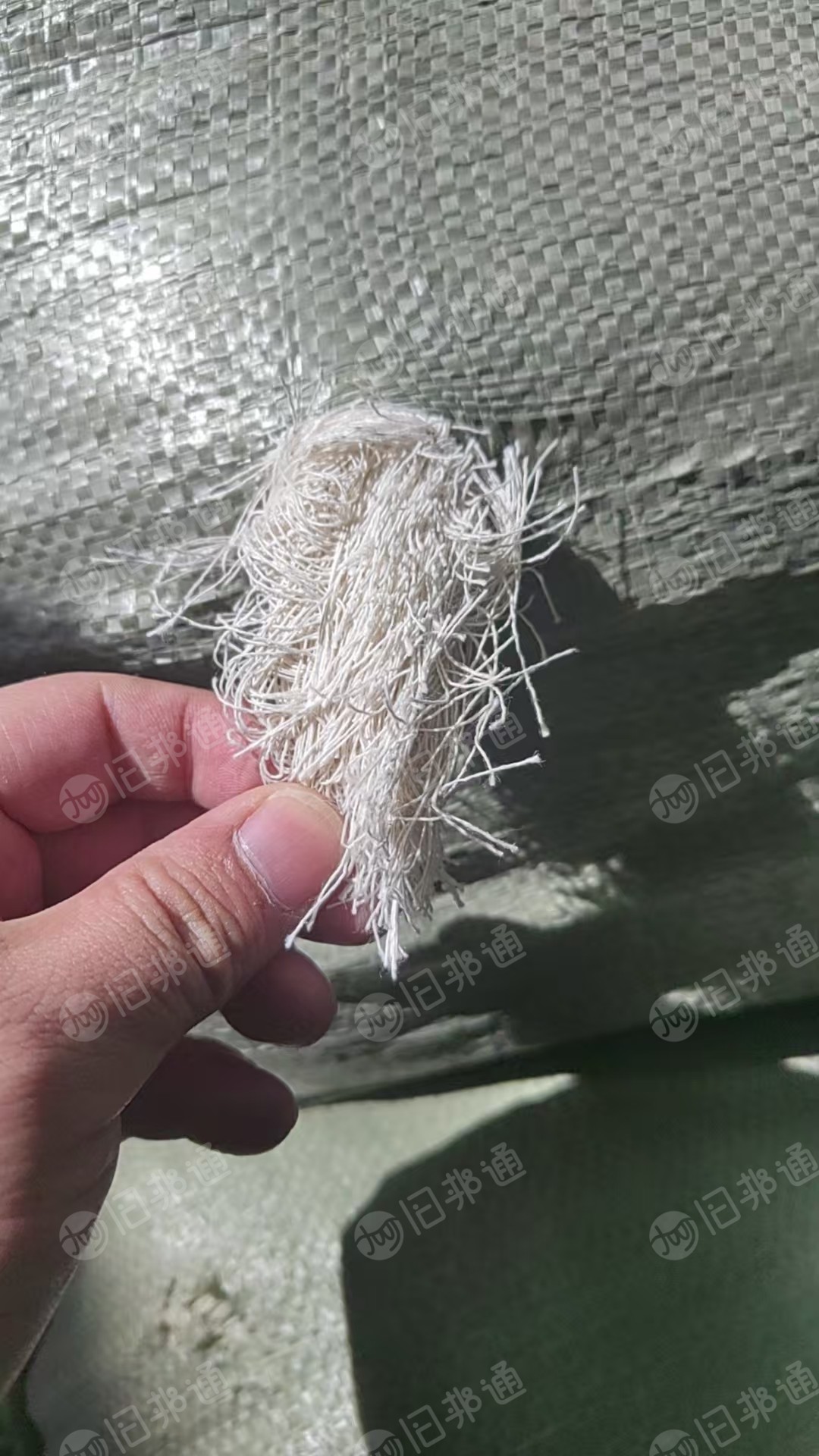 长期出售中化布边纱，纺纱厂下脚料，现货100吨