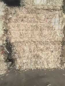 出售小花口杯纸边角料，大量现货