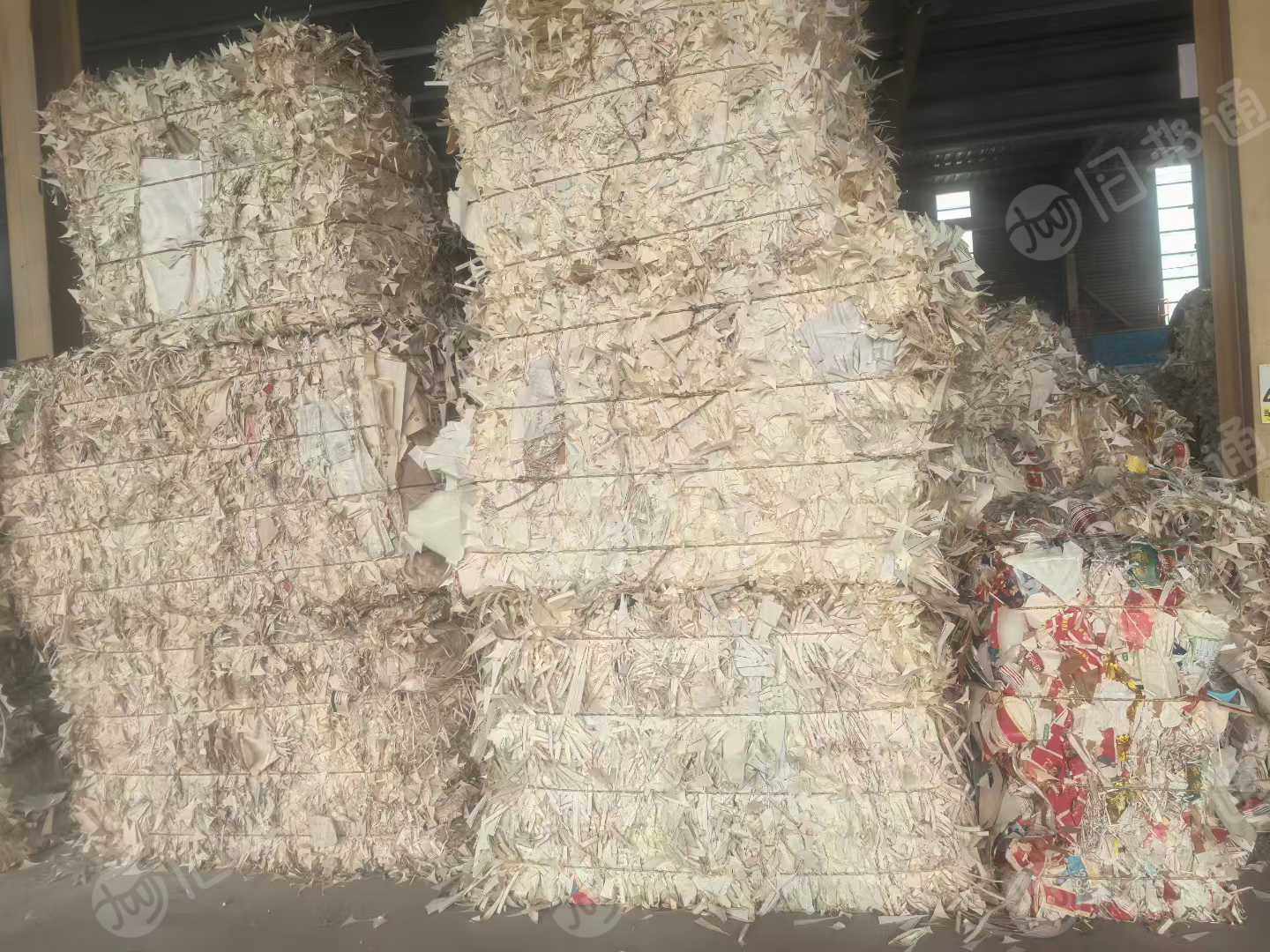 出售小花口杯纸边角料，大量现货