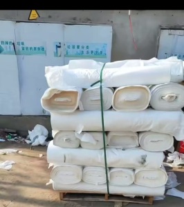 长期出售白色卷筒不锈钢衬纸，26克不带油不带纸芯