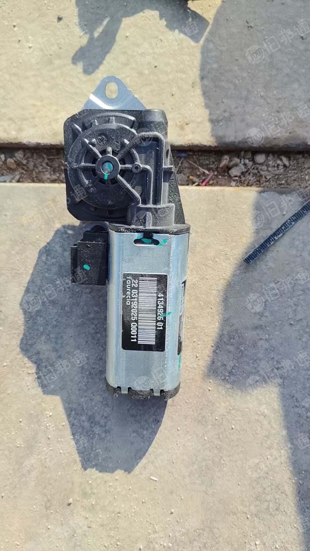 出售比亚迪厂下来的各种废塑料，现货几吨，长期有货