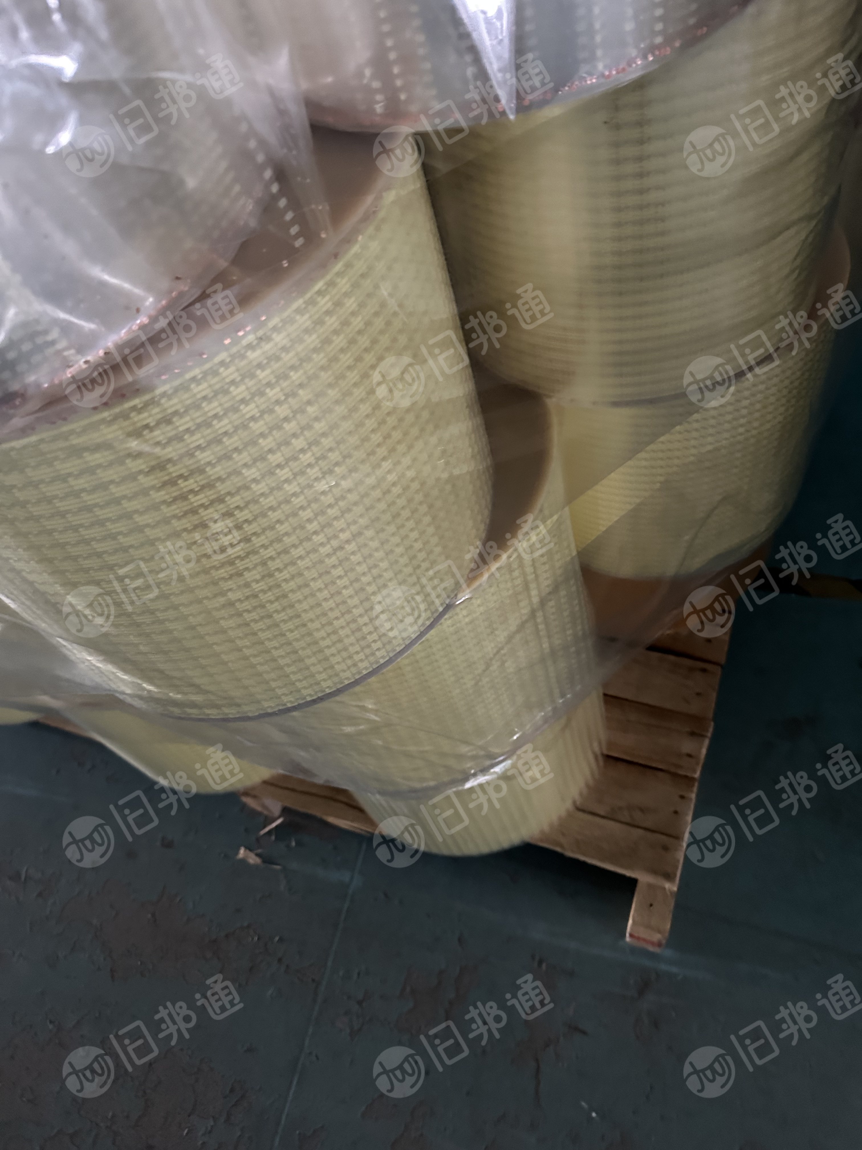 出售PET胶水料，每个月10-20吨