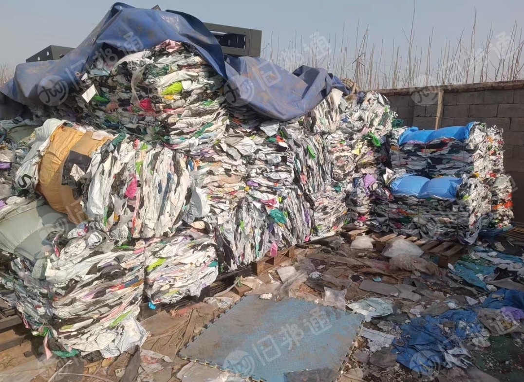 长期出售电商工厂下来的干造快递袋废料，已挑拣压包，可直接上机