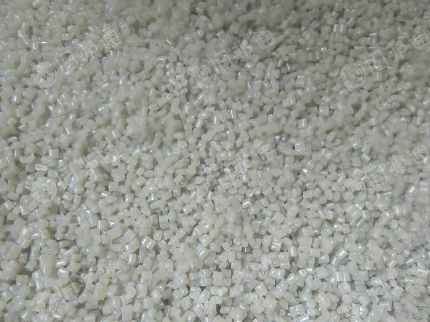 出售吊瓶颗粒，过100目的，现货10吨左右