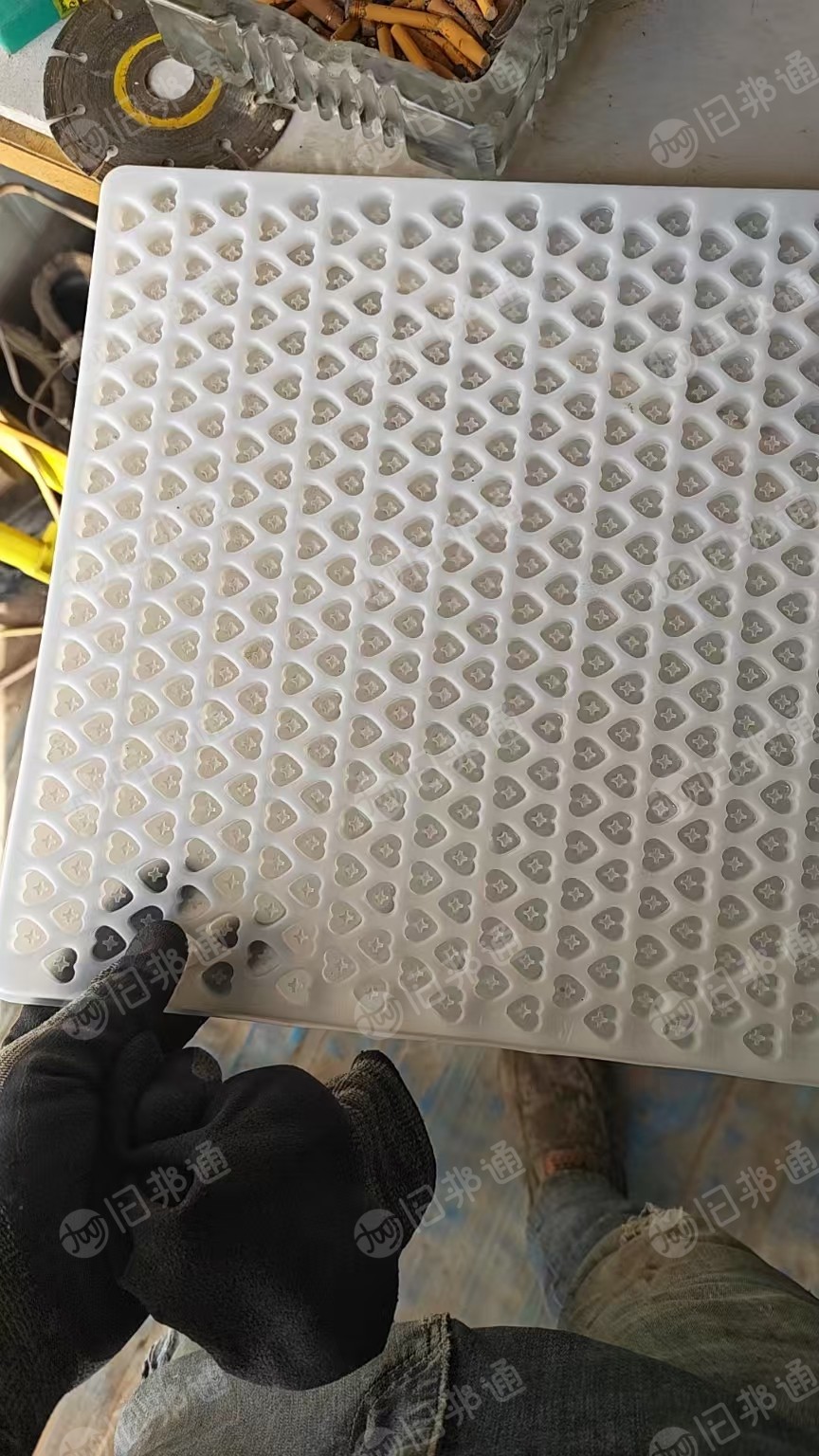 出售食品厂下来的透明丙废料，长期有货