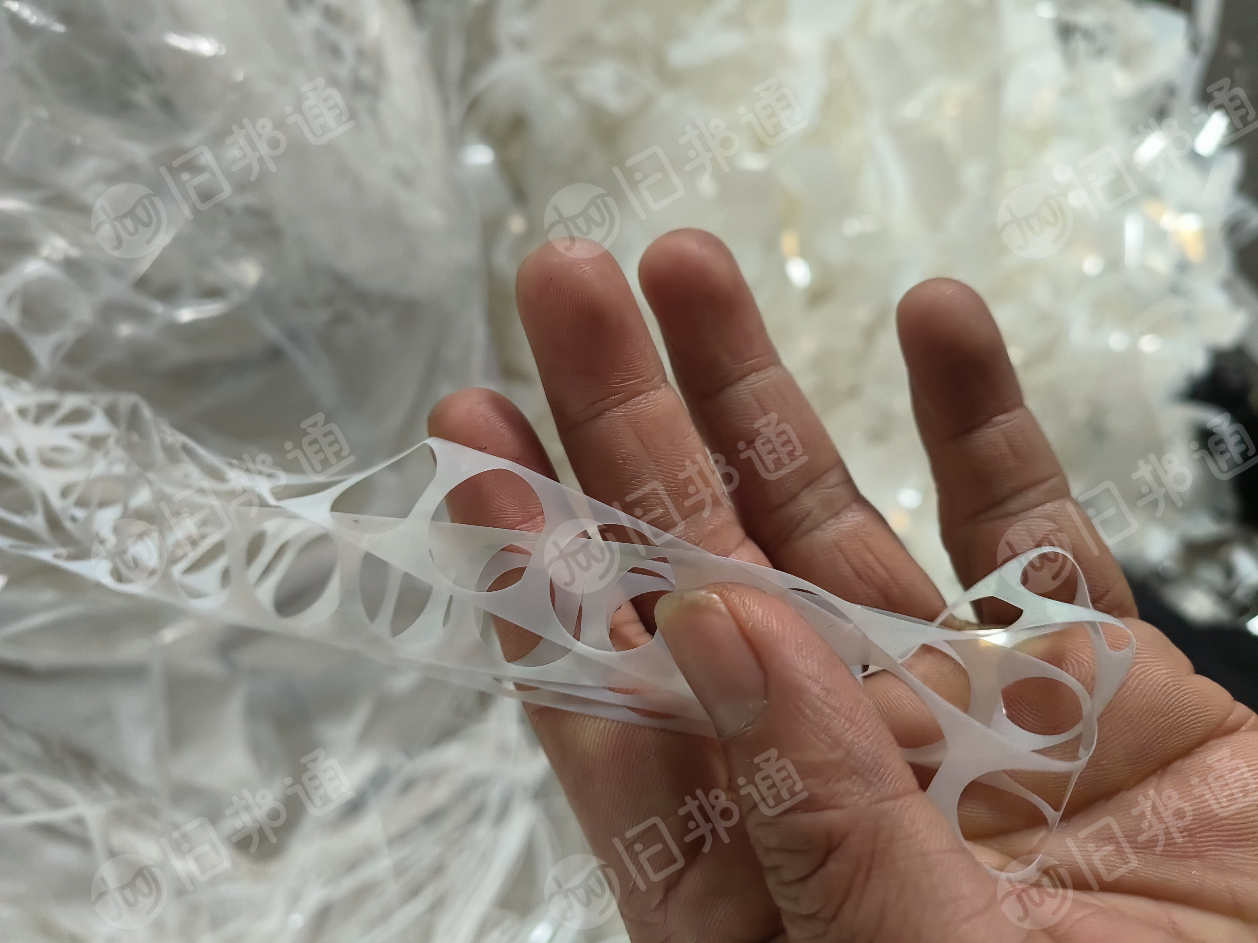 求购乳白色pet膜，绝缘片，电机膜等