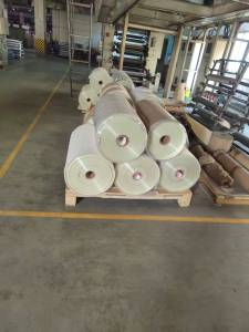 出售二次利用PET烟包转移膜，1.2丝厚，宽幅710/770，现货五六吨