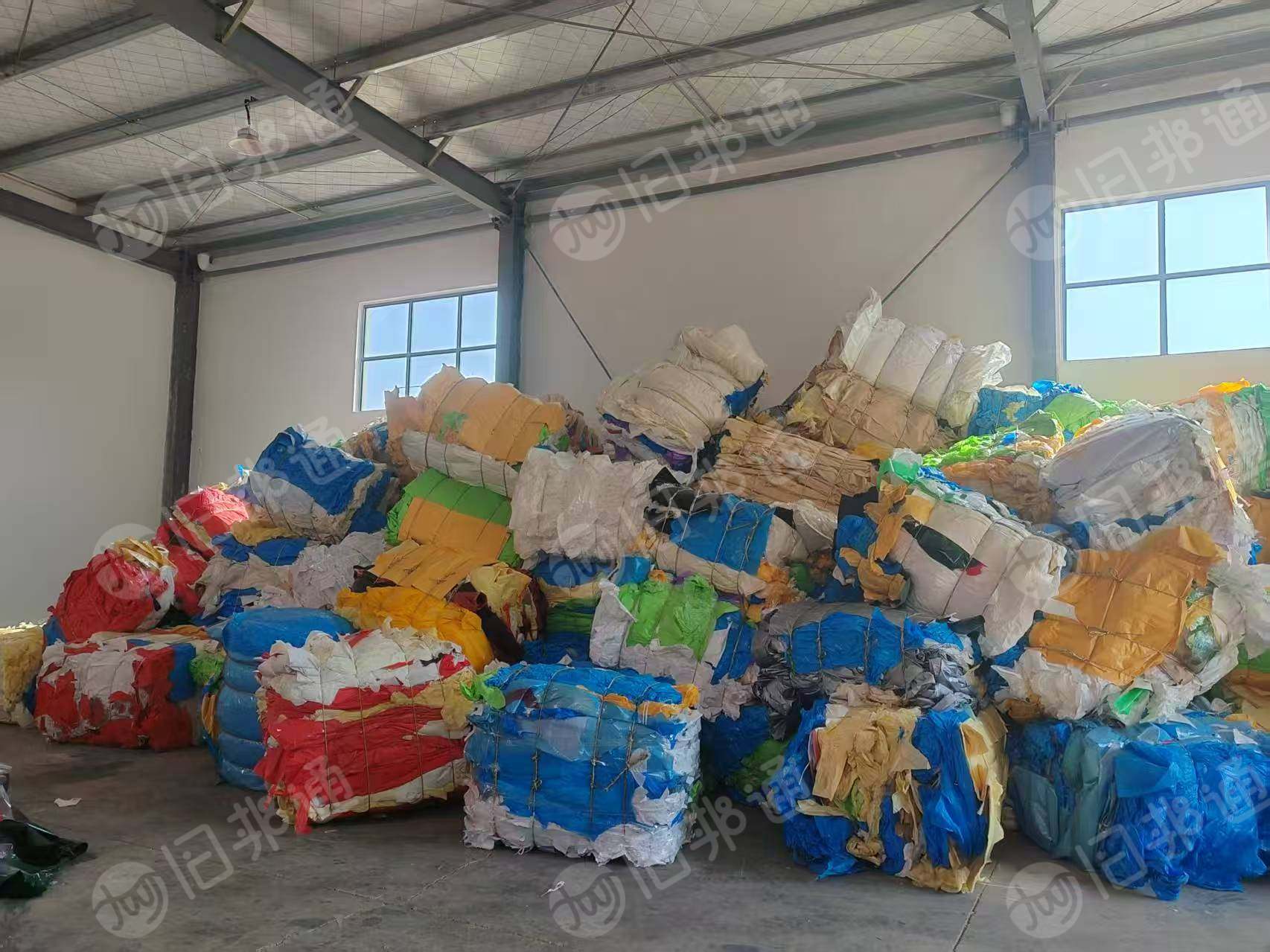 出售彩色美纹纸压包料