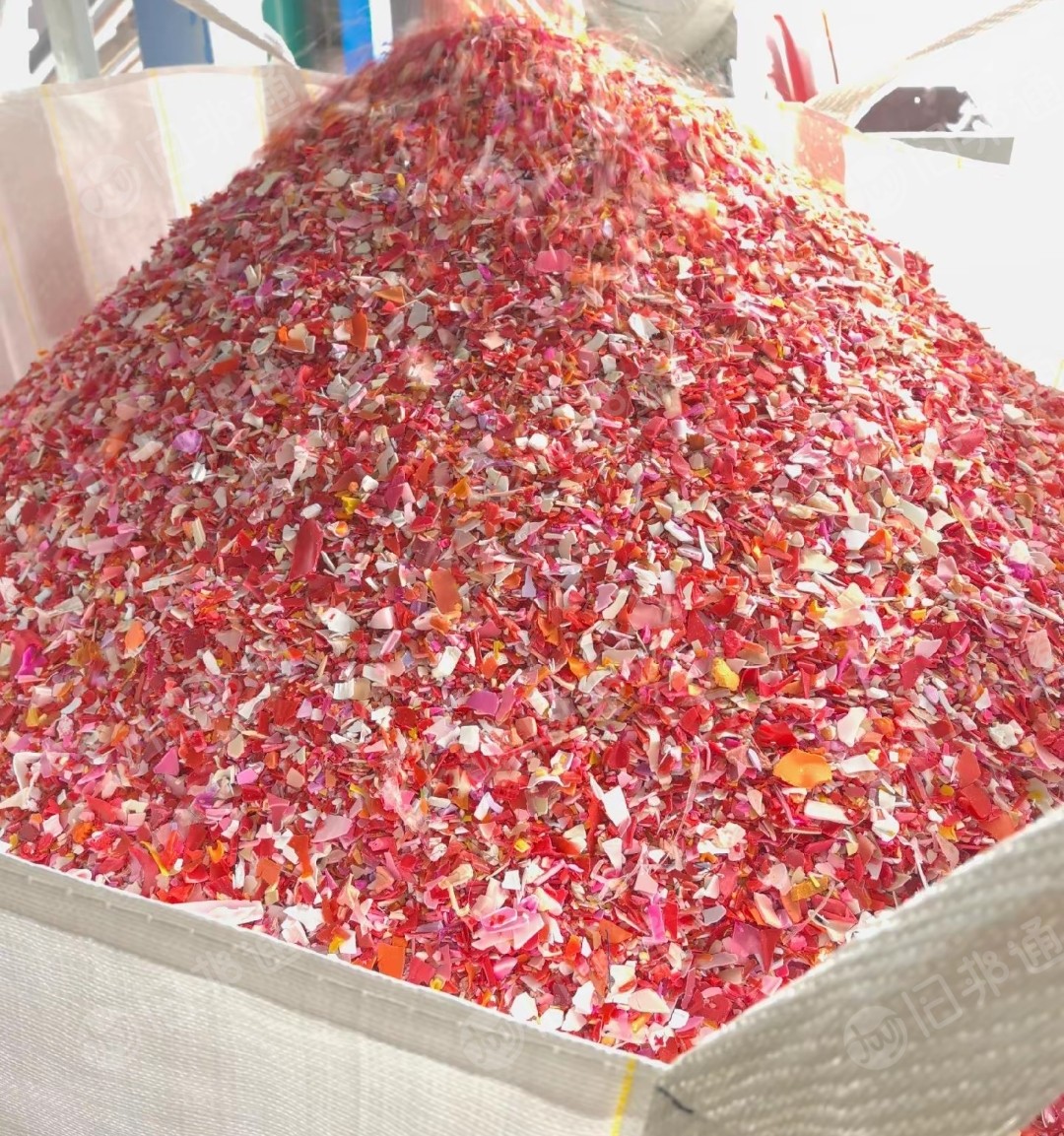 出售分色丙破碎料，红丙破碎料，蓝丙破碎料，绿丙破碎料，清洗干净，过硅胶色选