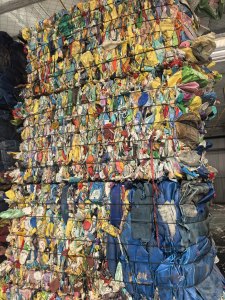 出售花乙压块和大小白乙压块，现货一挂车