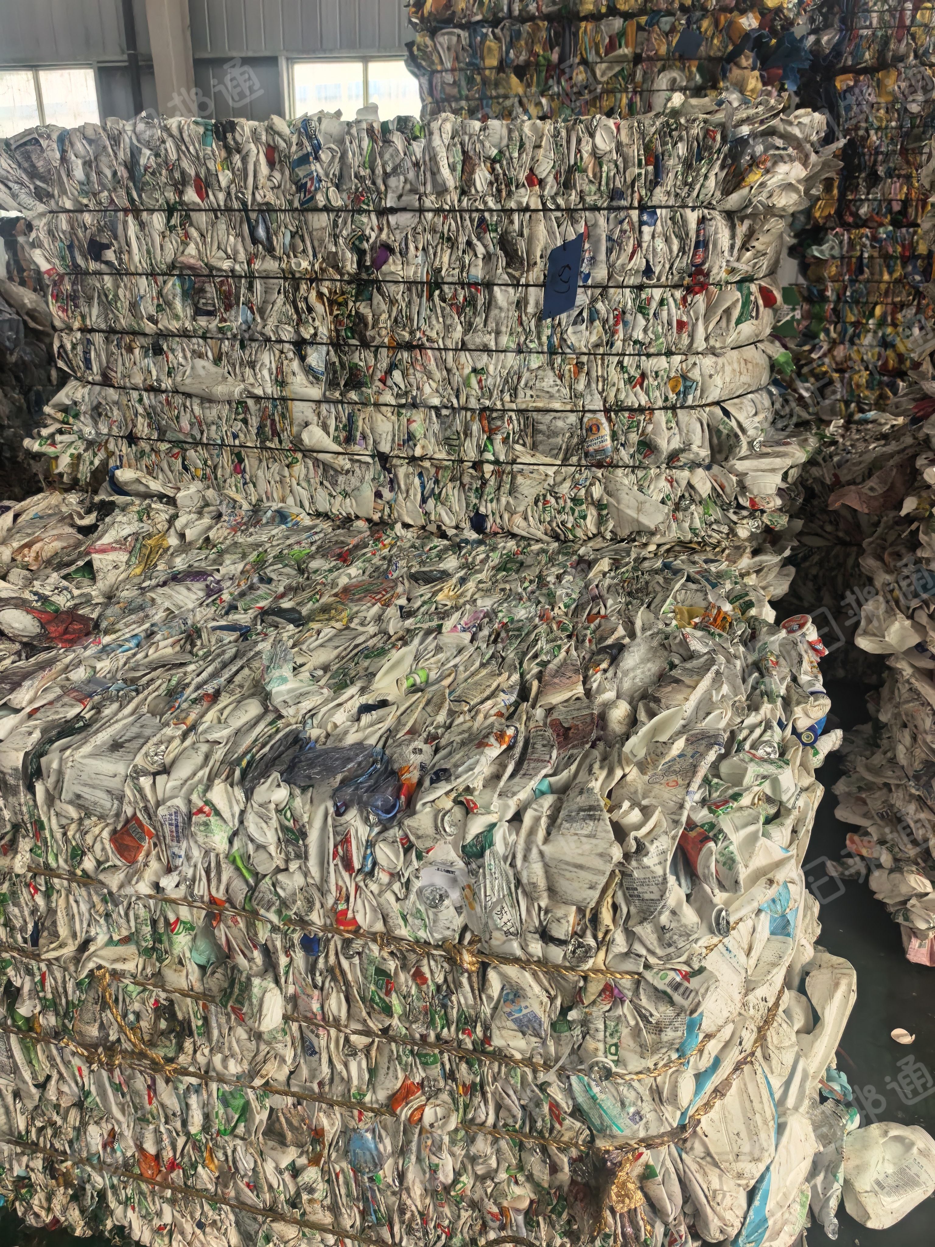 出售花乙压块和大小白乙压块，现货一挂车