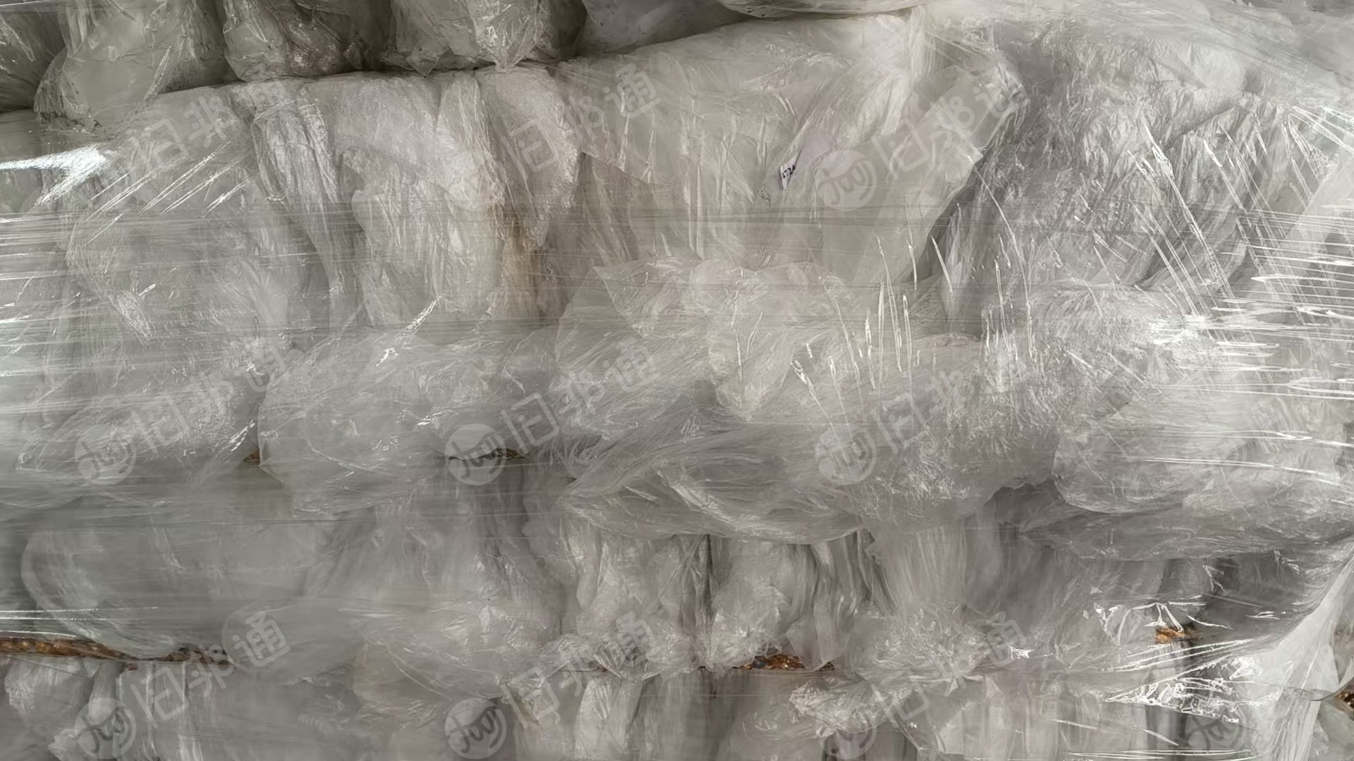 长期出售干造低压膜废料，化妆品厂下来的，现货6.8一车