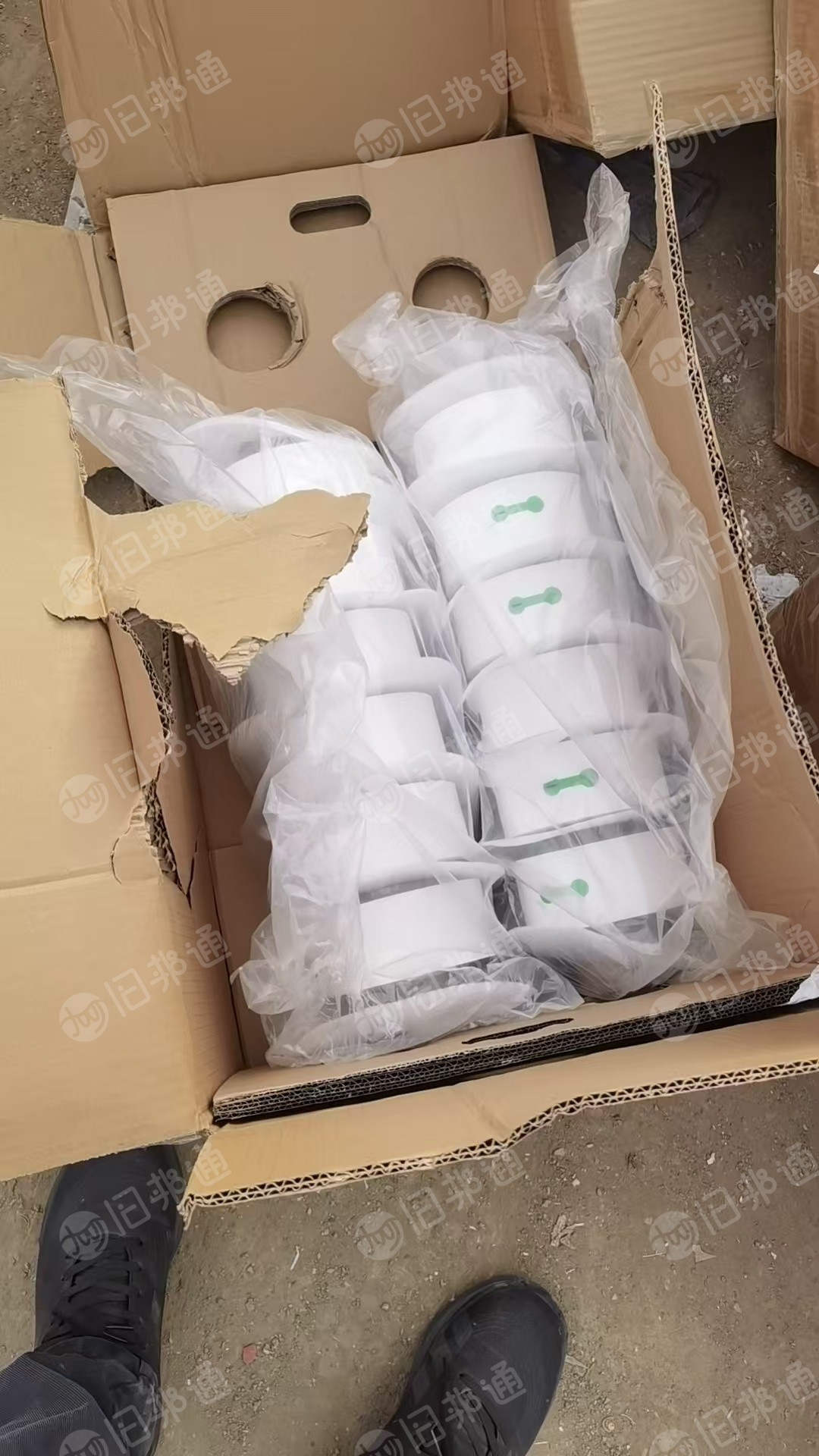 出售锂电池隔离膜，成卷成箱的可二次利用