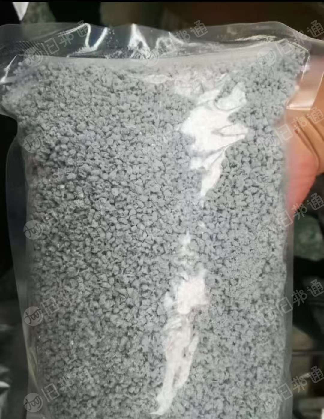 长期出售铝塑膜颗粒，含铝20左右，花盆注塑首选，现货100吨左右